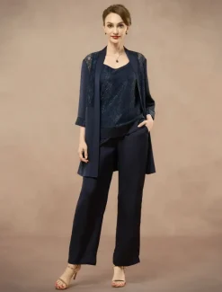 New 3 Piece Mother of the Bride Pantsuit Metalic Floral Lace Applique Elegant Minimalist V Neck Ankle Length Lace 3/4 Length Sleeve Jacket2025 Women Two Piece Sets