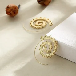 Outlet Hoop Earrings For Women's Party Wedding Alloy filigree Wave Women Trendy Jewelry