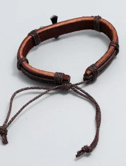 Best Men's Women's Leather Bracelet Classic Vintage Theme Crucifix Fashion Simple Leather Bracelet Jewelry Black / Brown For Daily Holiday Festival Women Trendy Jewelry
