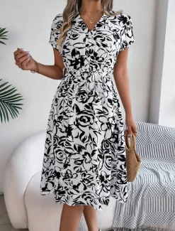 New Valentine's Day Women's Normal Midi Dress Swing Dress Boho Dress Bohemia Stylish Classic Cap Sleeve Vacation Party Date Loose Fit Graphic Short Sleeve V Neck White Blue Dark Blue Summer Women Floral Dresses