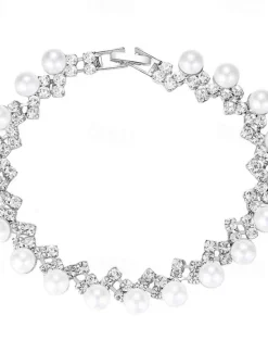 Best Women's Bracelet Fancy Precious Elegant Stylish Alloy Bracelet Jewelry For Party Women Trendy Jewelry