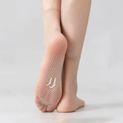 Online Women's Crew Socks Home Daily Solid Color Spandex Acrylic Fibers Nylon Simple Casual Skidproof Casual 5 Pairs Women Socks