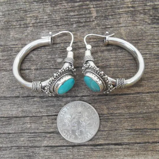 Clearance Women's Earrings Vintage Metal Green Stone Hoop Hook Hand Engraved Pattern Turquoise Earrings Set Boho Ethnic Jewelry Women Trendy Jewelry