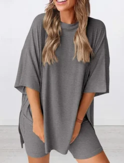 New Women's Fashion Streetwear Daily Shorts Sets Short Sleeve Crew Neck Solid Color Casual Daily Black White Red Summer Loose Fit Women Two Piece Sets