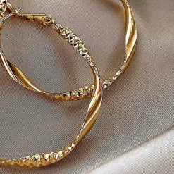 Clearance Women's Hoop Earrings Geometrical Precious Romantic Fashion Vintage French Sweet Earrings Jewelry For Party Gift Holiday Promise Festival 1 Pair Women Trendy Jewelry