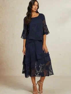 Online Women's Lace Shirt Blouse Dressy Tops Chiffon Tops Solid Color Elegant Stylish Basic 3/4 Length Sleeve Bell Sleeve Boat Neck Regular Tops Wedding Guest Work Daily Asymmetric Hem Summer Women Blouses & Shirts