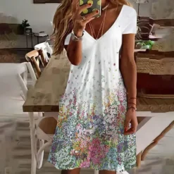 Outlet Women's Mini Dress Petite Dress Petite Dress T Shirt Dress Tee Dress Sundress Summer Dress Active Fashion Streetwear Outdoor Vacation Birthday Regular Fit Floral Short Sleeve V Neck Black Women Spring Dresses|T Shirt Dresses