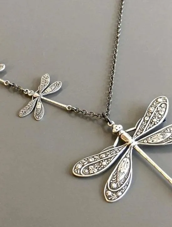Sale Women's necklace Vintage Outdoor Animal Necklaces Women Trendy Jewelry