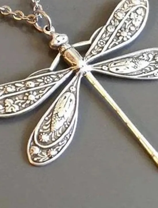 Sale Women's necklace Vintage Outdoor Animal Necklaces Women Trendy Jewelry