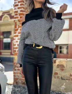 Hot Women's Sweater Pullover Sweater Jumper Casual Soft Geometric Ribbed Turtleneck Knitted Cold Shoulder Long Sleeve Regular Tops Knit Outdoor Daily Weekend Fall Winter Women Pullovers & Tops