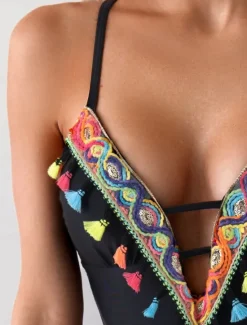 Discount Women's Swimwear One Piece Monokini Swimsuit Backless Tummy Control High Waist Slim Fringe Vacation Beach Wear Geometric V Neck Sleeveless Bathing Suits Women One-Pieces