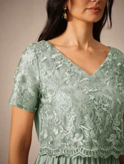 Discount Women's Wedding Guest Cocktail Dress Maxi Dress Contrast Lace Party Elegant Formal V Neck Short Sleeve Pink Green Gray Color Women Chiffon Dresses