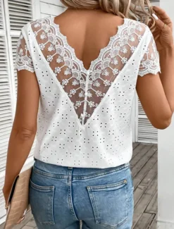 Online Women's Elegant Lace Tops Eyelet Blouse Plain Lace Cut Out Street Daily Fashion V Neck Regular Fit Romantic Petite Tops Summer Holiday Wear Women Lace Tops