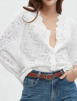 Clearance Women's White Elegant Lace Tops Eyelet Blouse Casual Solid Color Regular Tops Long Sleeve V Neck Lace Patchwork Regular Fit Daily Romantic Petite Tops Summer Holiday Wear Black White Beige Women Lace Tops
